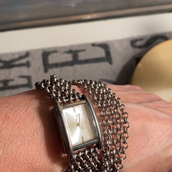 Ladies Guess wrap around watch - Picture 3 of 3